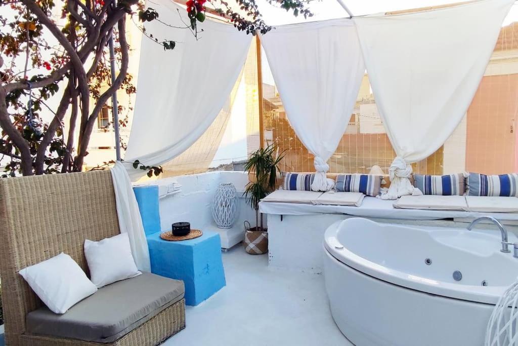 Town House With Rooftop Jacuzzi Rhodes City Екстер'єр фото